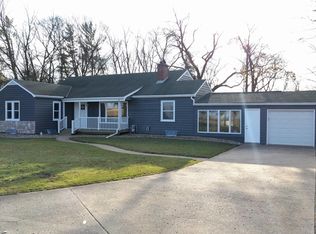 4523 Lonsdale Blvd E, Northfield, MN 55057
