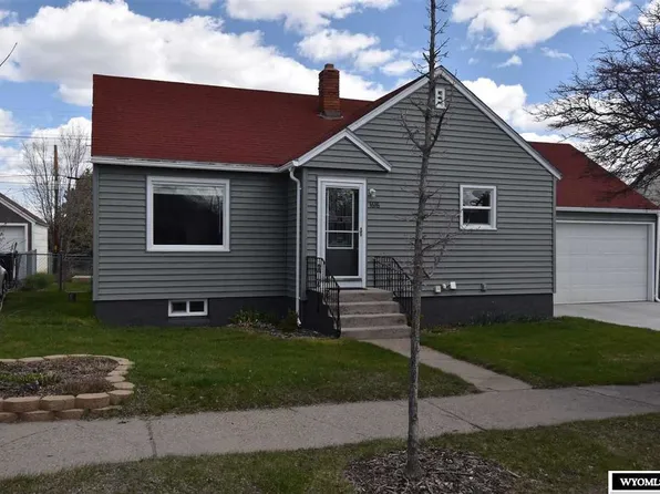 1616 W Center St, Evanston, WY 82930