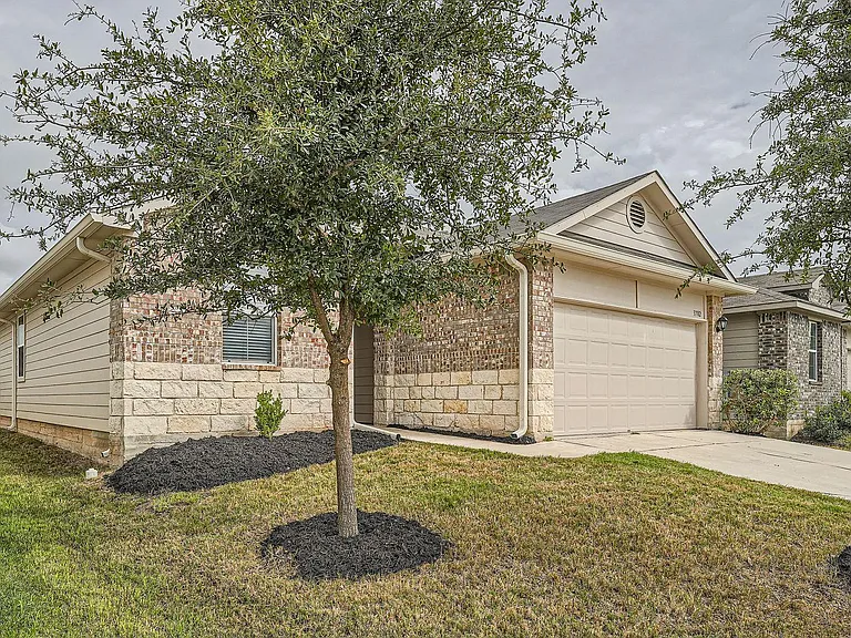 3702 Chappie Ln — Photo 2