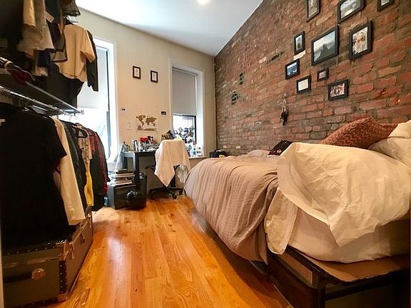 5th image of 110 Saint Marks Pl APT 7