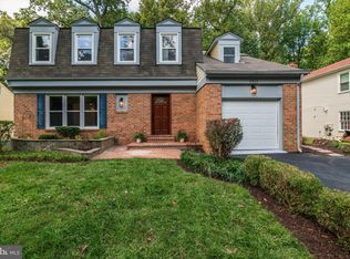 1411 Fallswood Dr, Rockville, MD