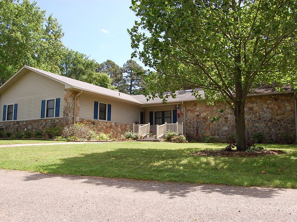 1st image of 611 Sparksford Dr