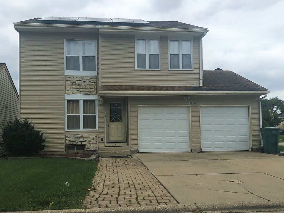 1st image of 30W123 Wood Ct