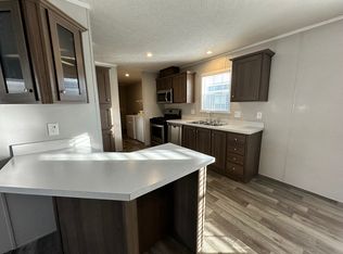 228 New Mexico St #228, Belleville, MI 48111