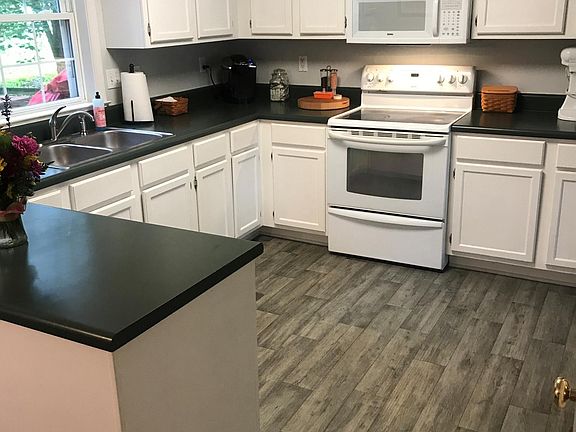 2nd image of 7146 Sugar Oak Ct