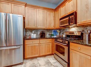 1319 Birdsall St, Houston, TX 77007