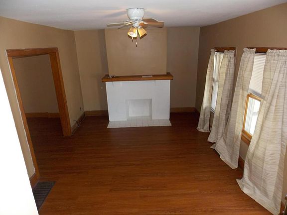 2nd image of 1493 E Maynard Ave