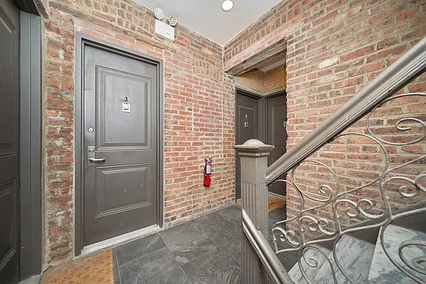 Rented by Living New York | media 10