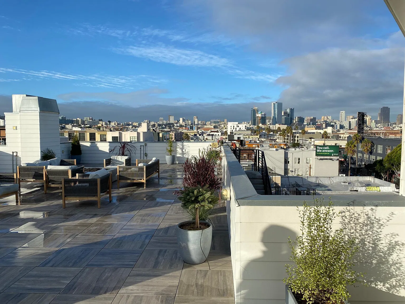 1 bed, 572 sqft, $3,800 — Photo 3