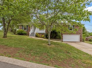 101 Forest Meadows Dr, Hendersonville, TN 37075
