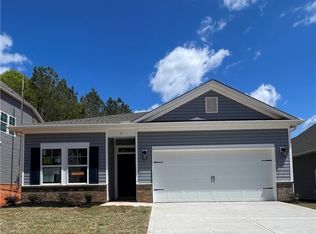 4 Sweetgrass St, Central, SC 29630