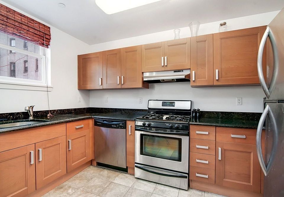 1st image of 483 Washington Ave APT 2C