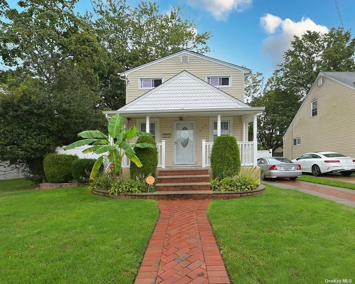 393 Maple Avenue, Uniondale, NY 11553 Zillow