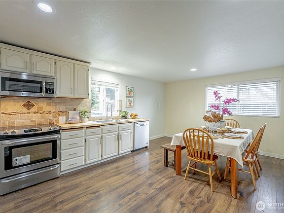 3rd image of 4404 Terrace Drive #10