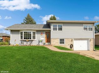 2111 N Ohio Ave, Davenport, IA