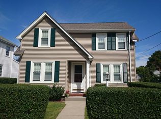 19 Edgebrook Rd, West Roxbury, MA 02132