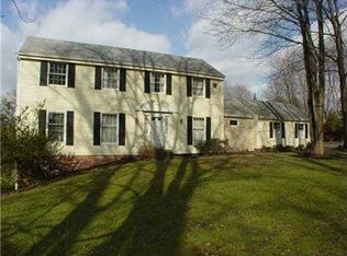 5752 King Of Arms Dr, Gibsonia, PA 15044