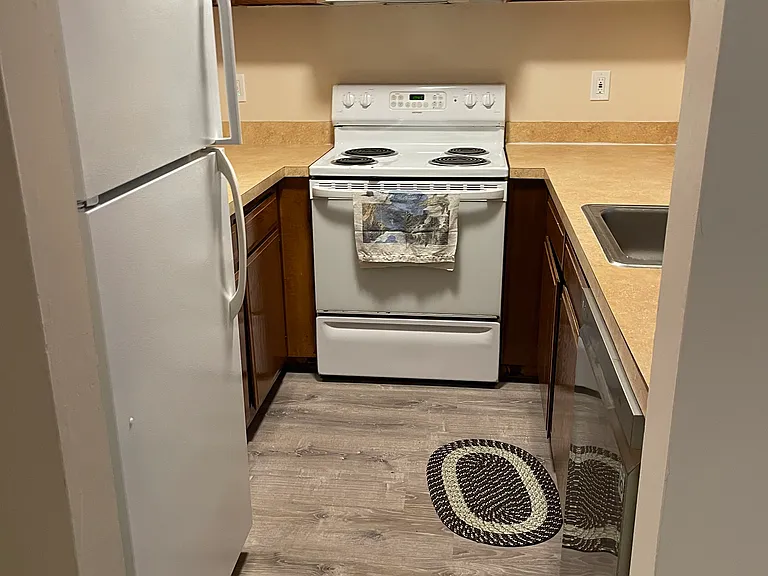 175 Mill Pond Rd #135 — Photo 5