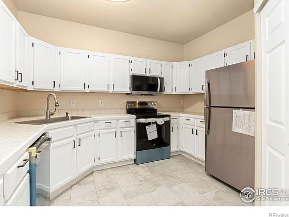 4th image of 4545 Wheaton Drive #130