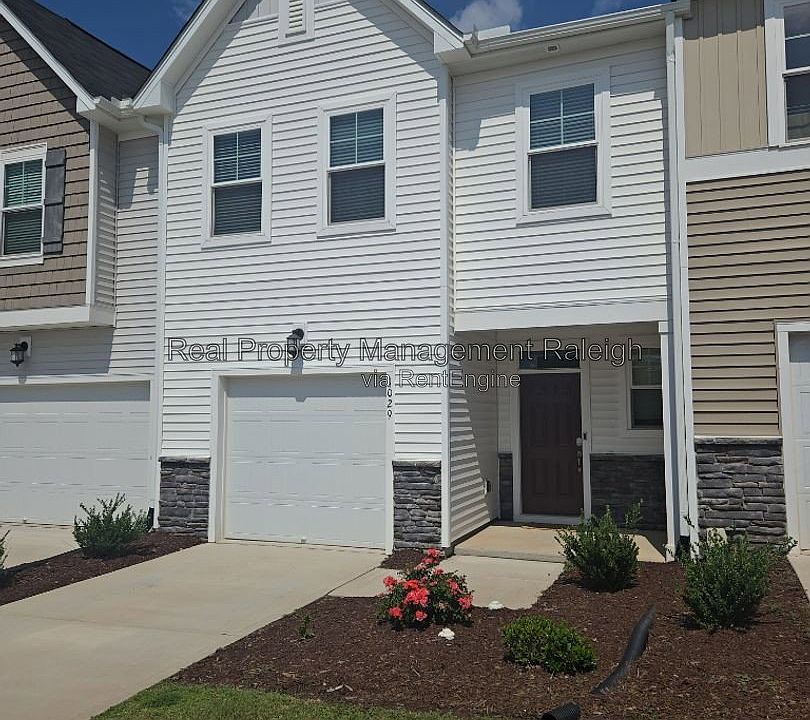 1st image of 1029 Aberleigh Ln