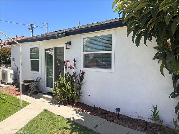 5th image of 7312 Walnut Ave