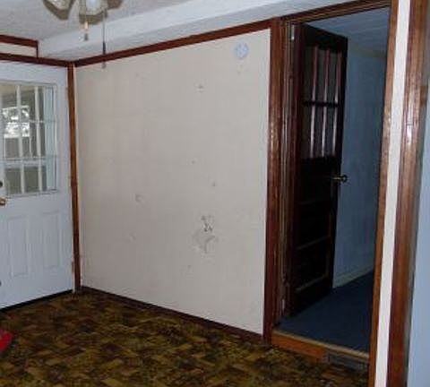 5th image of 204 N Eisele Dr