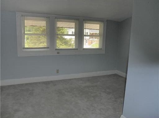 5th image of 2003 10th Ave