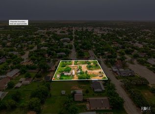 202 5th Ave, Coleman, TX 76834