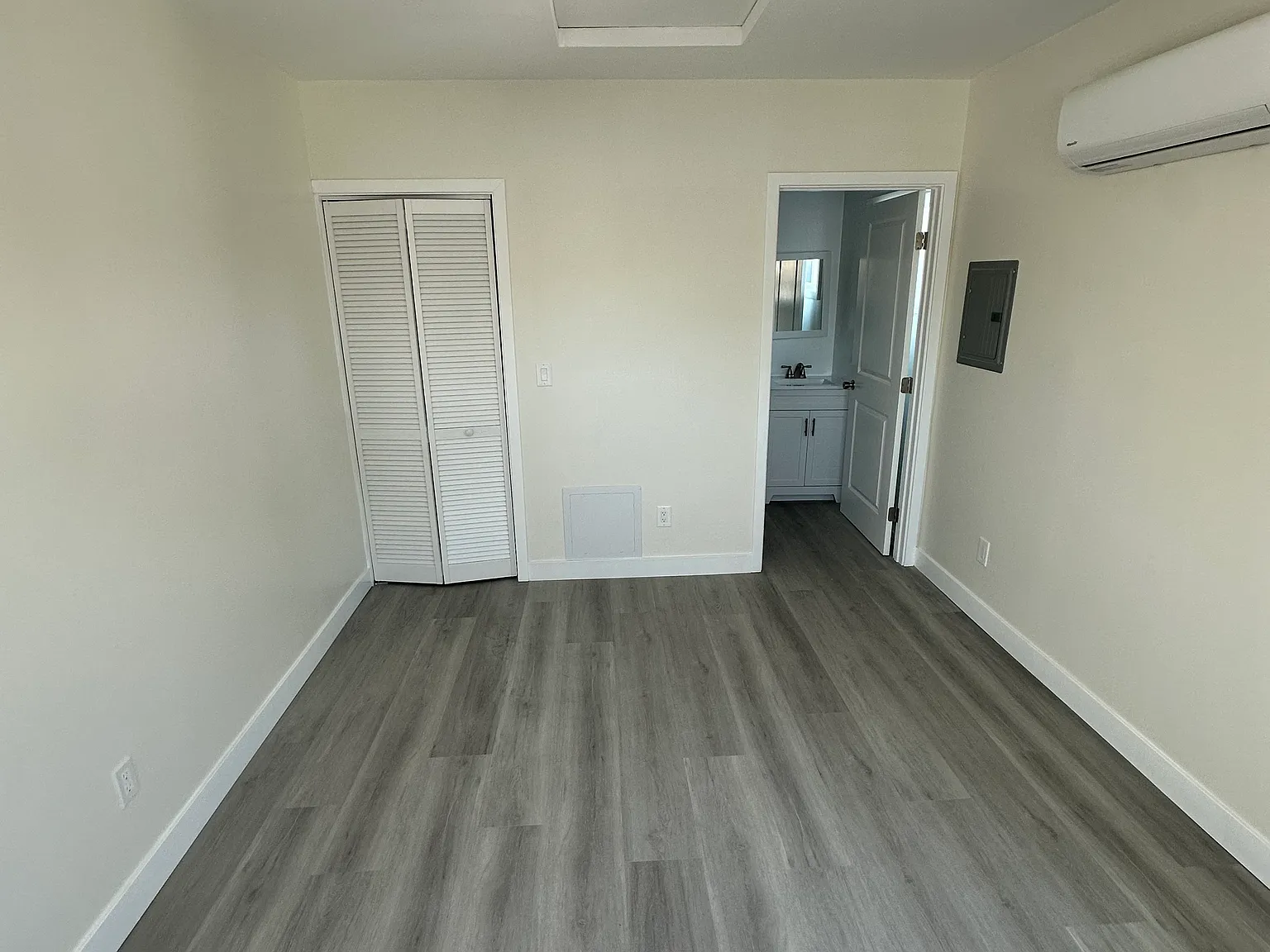 8153 San Juan Ave — Photo 2