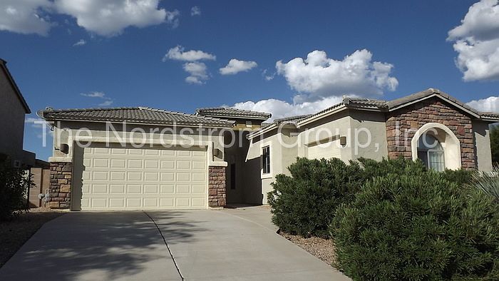 1st image of 1214 W Moodie Dr