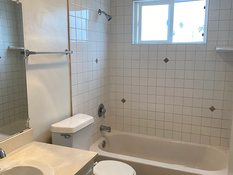 Executive Suites — Photo 15
