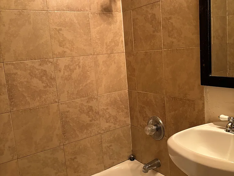 4541 Brooklyn Ave NE #5 — Photo 3