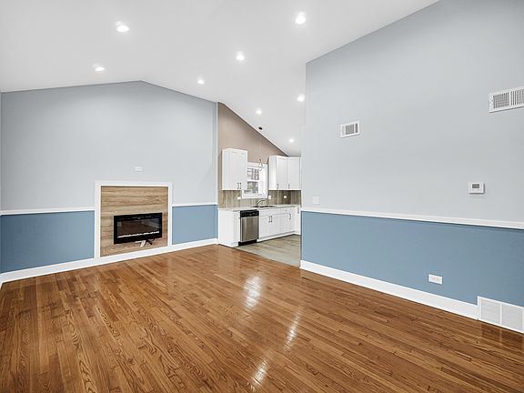 4th image of 12500 S Loomis St