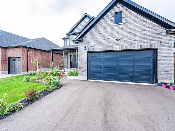 3rd image of 136 Village Rd