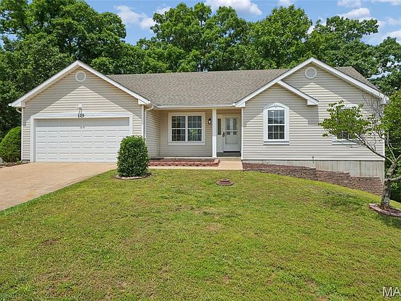3rd image of 129 Blue Spruce Ct