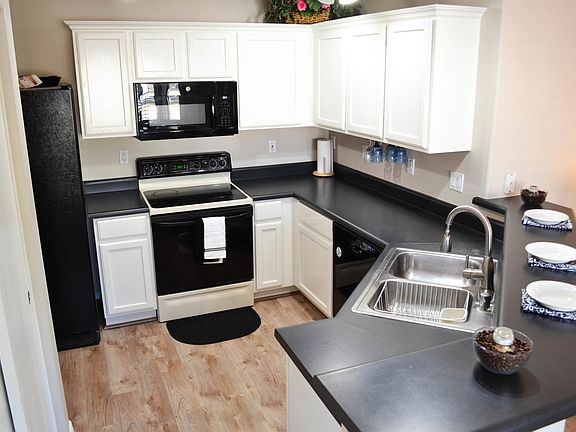5th image of 13867 W Lundberg St