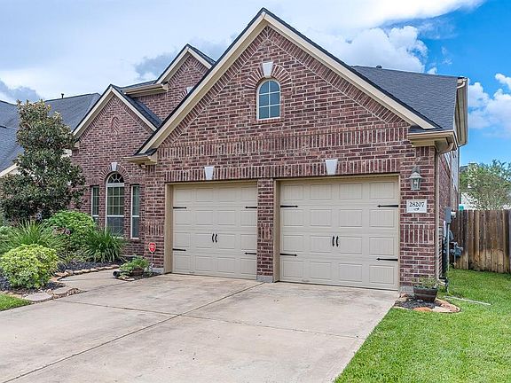 3rd image of 28207 Stonestead Dr