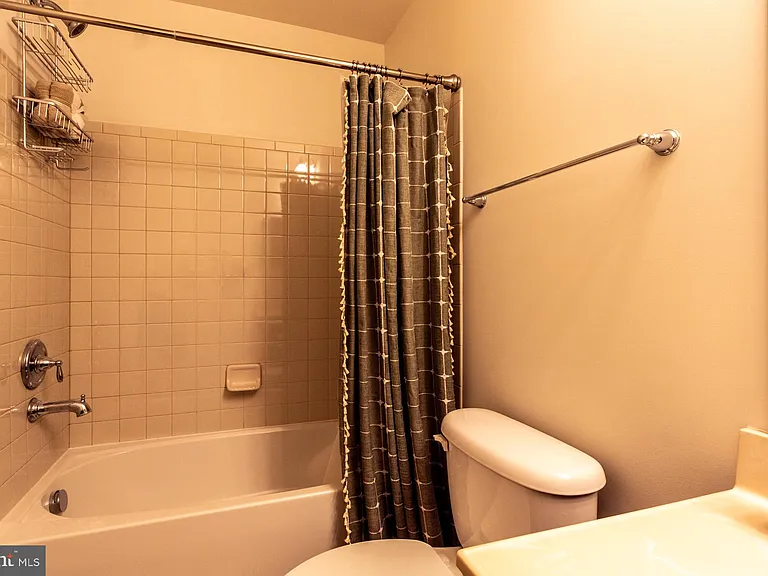 15304 Pocopson Creek Way — Photo 24