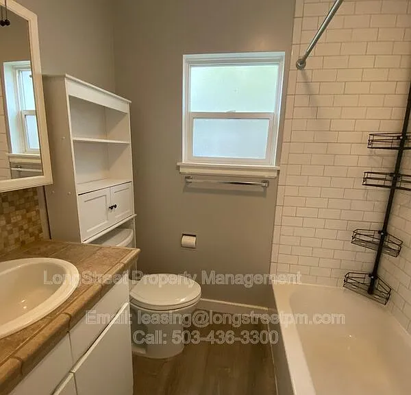 390 23rd St SE — Photo 19
