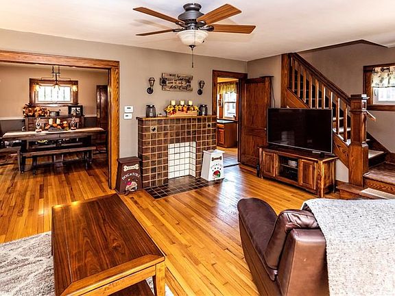 4th image of this home