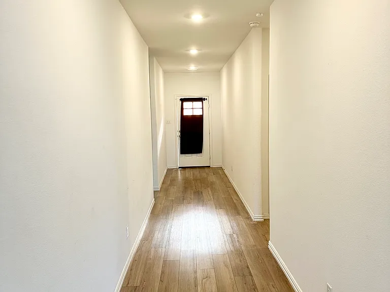 5119 Winterberry Dr — Photo 3