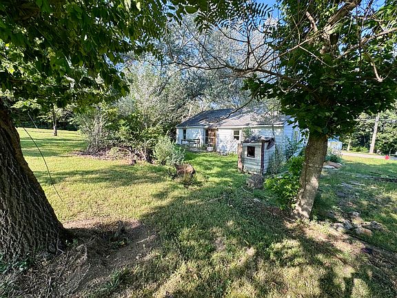 5th image of 1019 Chestnut Avenue