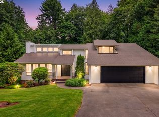 725 Carrera Ln, Lake Oswego, OR 97034