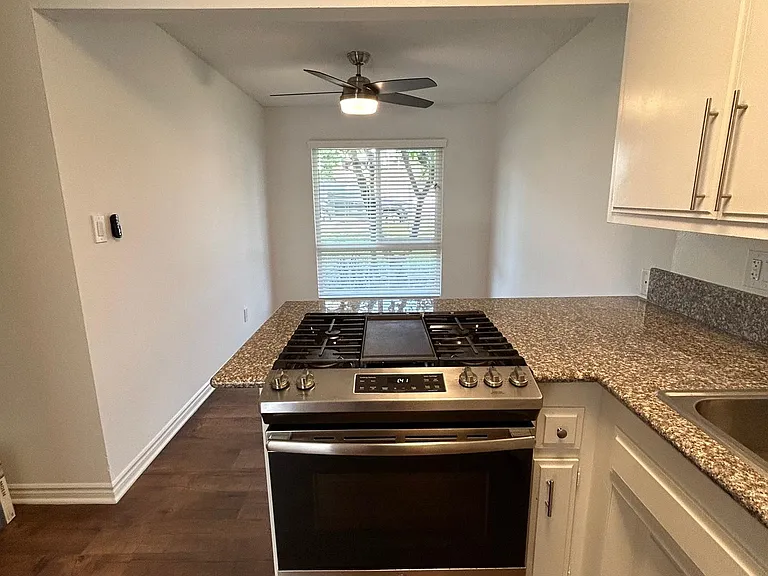Pine Terrace — Photo 19