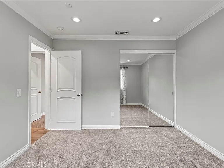 1096 Canyon View Dr — Photo 37
