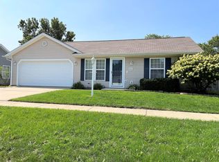 803 S Sunny Ln, Urbana, IL