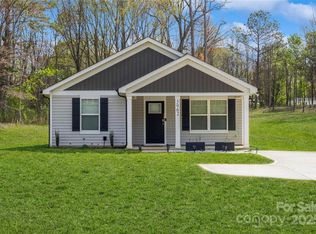 5962 Charlie Walker Rd, Kannapolis, NC 28081