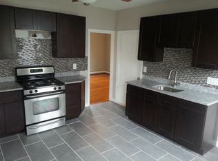 58 Roanoke St, Providence, RI 02908