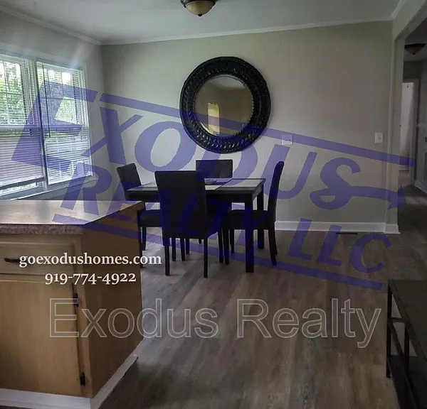 3015 Wicker St — Photo 12