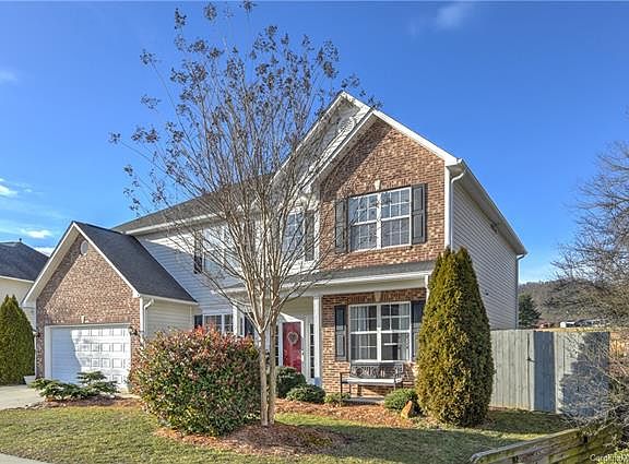 2nd image of 48 Woodfern Rd
